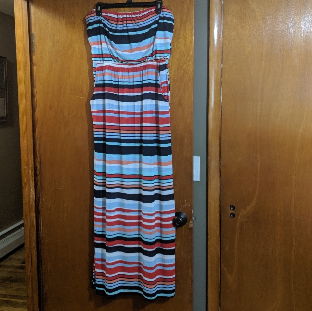 Strapless Maxi Dress with pockets